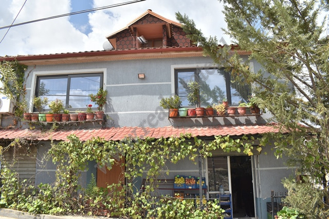 3-storey villa for sale near Llazi Miho Street in Tirana.

It has an area of 111 m2 of land and 25